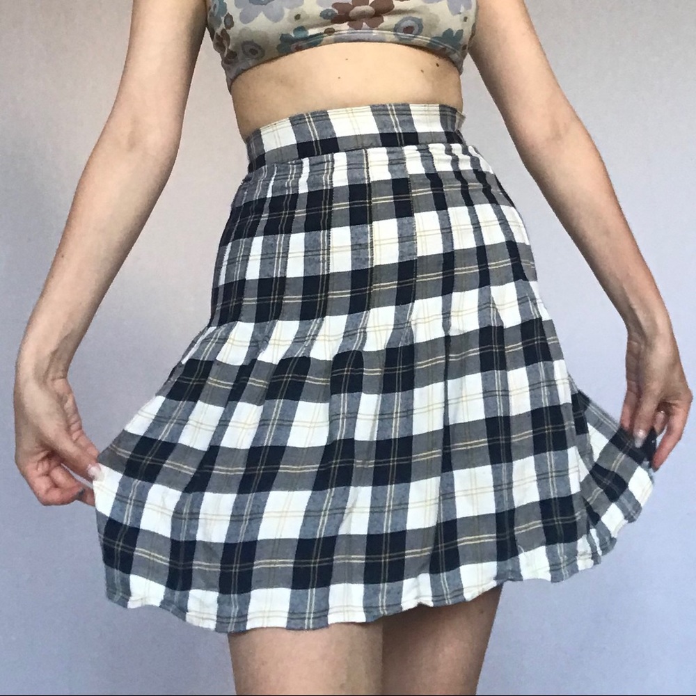 Vintage pleated plaid skirt